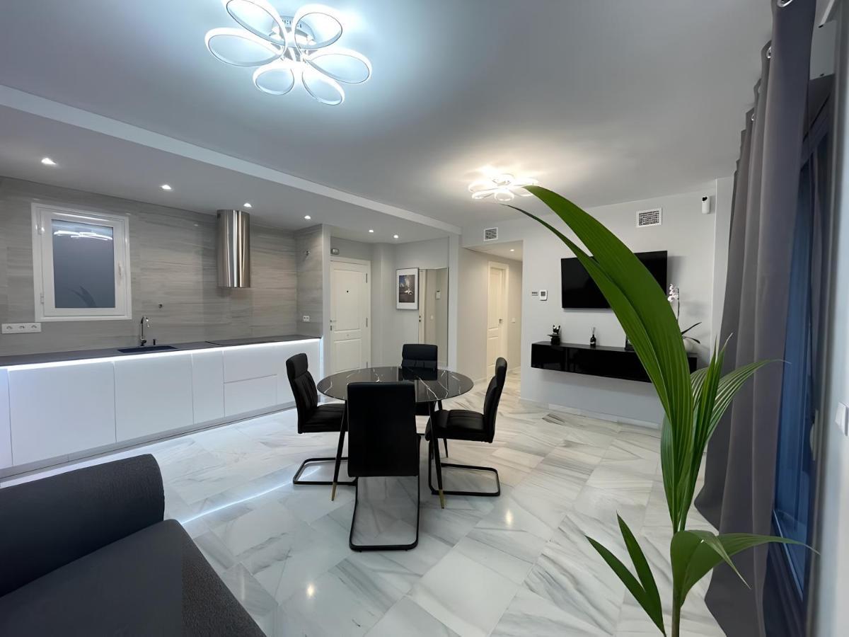 Luxury First Line Apartamento *