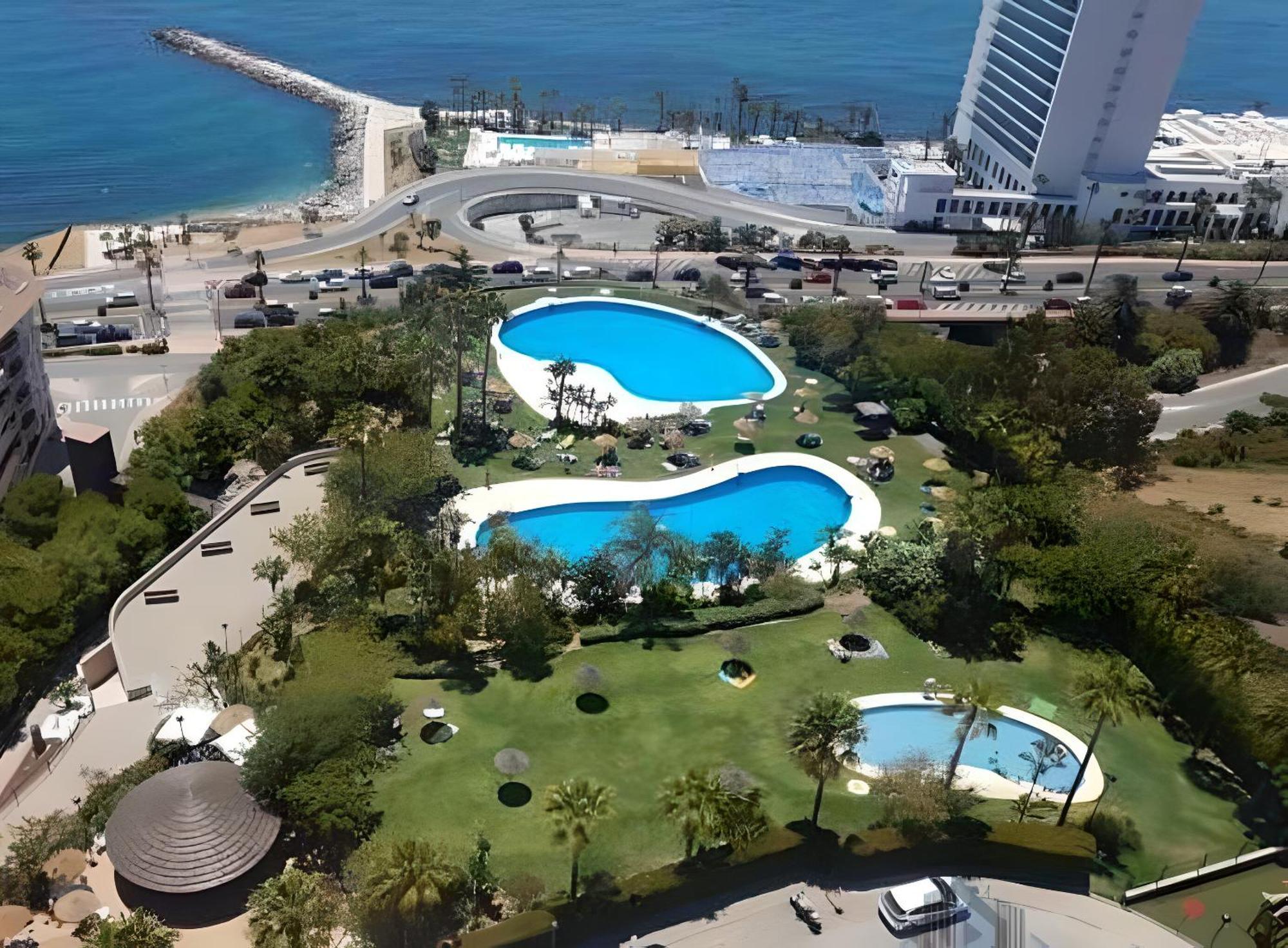 Luxury First Line Apartamento *